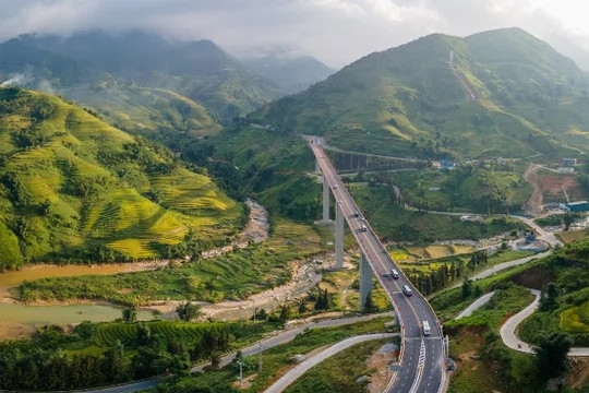 Cao tốc Vinh - Thanh Thủy 24.000 tỷ đồng: Khởi công trước ngày 30/4/2026