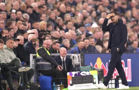Liam Rosenior và áp lực tại Chelsea: Canh bạc của giới chủ BlueCo trước nguy cơ đổ vỡ
