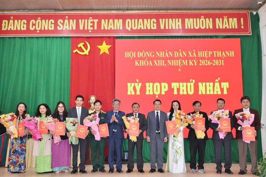 Xã Hiệp Thạnh tổ chức thành công Kỳ họp thứ nhất HĐND khóa XIII