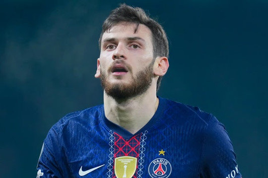 Arsenal quyết chiêu mộ Khvicha Kvaratskhelia: Tham vọng nâng tầm hàng công từ PSG