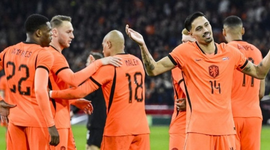 Hà Lan ngược dòng hạ Na Uy 2-1: Đẳng cấp Van Dijk và di sản của Thánh Johan
