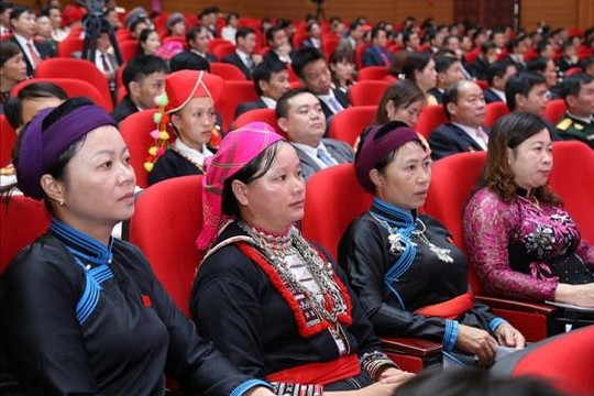 Bảo đảm cơ cấu hợp lý đội ngũ cán bộ người dân tộc thiểu số trong cơ quan nhà nước