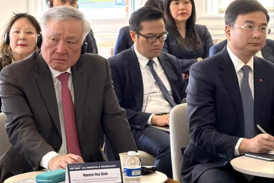 Doanh nghiệp Hoa Kỳ quan tâm mở rộng đầu tư vào tài chính-công nghệ tại Việt Nam