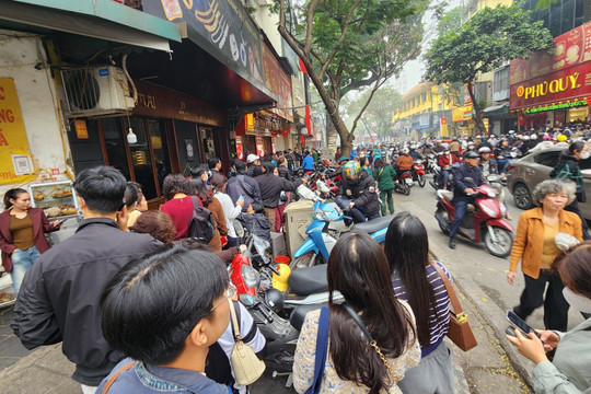 Giá vàng hôm nay 30/03/2026: Giá vàng SJC, vàng nhẫn, giá vàng 24K và vàng thế giới mở đầu tuần mới