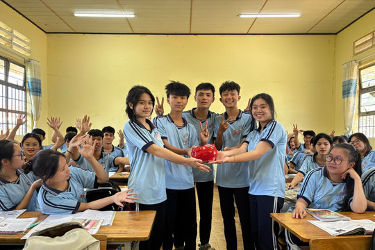 Chung tay tiếp sức cho học sinh đến trường