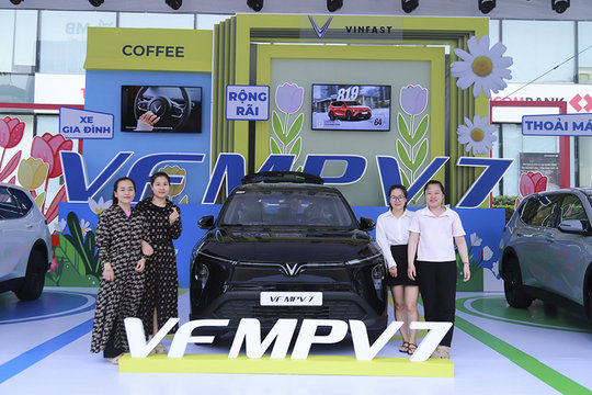 Trải nghiệm thực tế VinFast VF MPV 7: Xe điện gia đình đa dụng và tiết kiệm