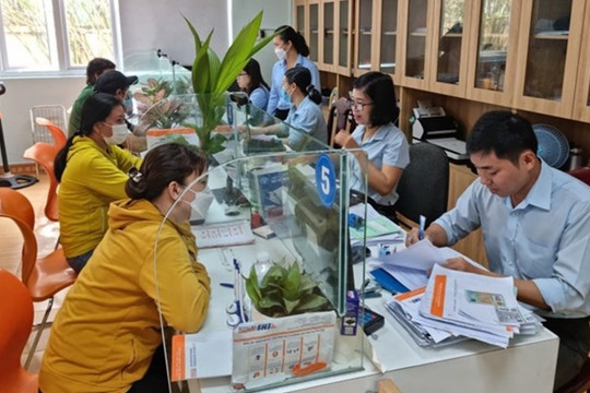 Xác định đối tượng hưởng chính sách khi sắp xếp bộ máy theo Nghị quyết 07