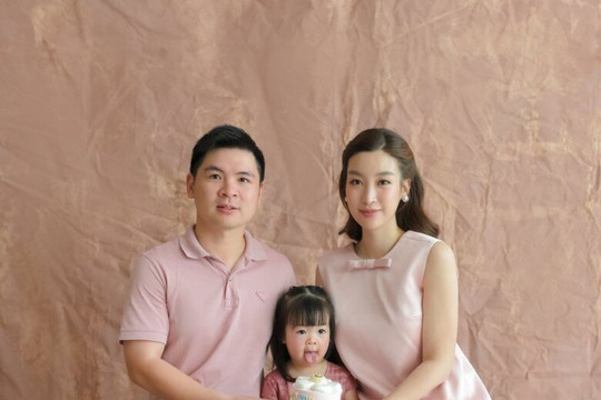 Cách dạy con của Hoa hậu Đỗ Mỹ Linh: Ái nữ nhà Bầu Hiển học số qua số tầng nhà