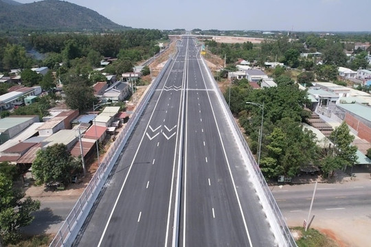 Cao tốc Biên Hòa - Vũng Tàu gần 18.000 tỷ đồng lùi lịch thông xe sang cuối tháng 4/2026