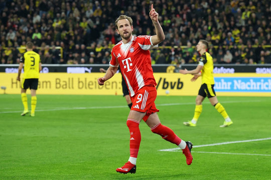 Bayern Munich giữ chân Harry Kane, Inter Miami đàm phán chiêu mộ Casemiro
