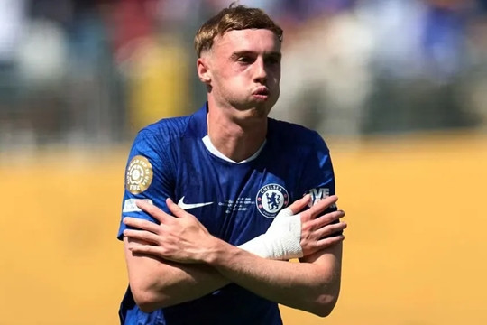 MU nhắm bom tấn Cole Palmer và chính thức gia hạn Harry Maguire đến năm 2027
