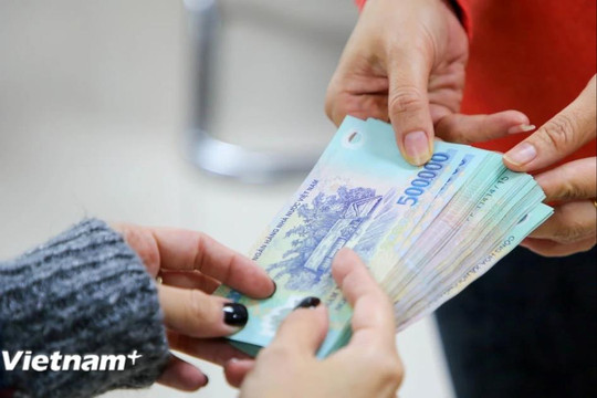 Bộ Nội vụ lấy ý kiến về đề xuất tăng lương cơ sở thêm hơn 8% từ ngày 1/7/2026
