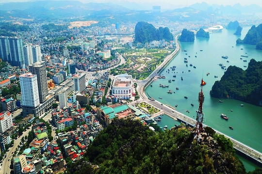 Quy hoạch tỉnh Quảng Ninh đến năm 2050: Vịnh Cửa Lục trở thành trung tâm hành chính mới