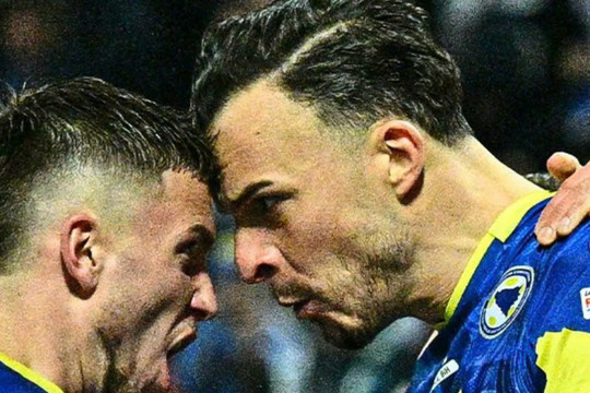 Bosnia giành vé World Cup sau loạt penalty