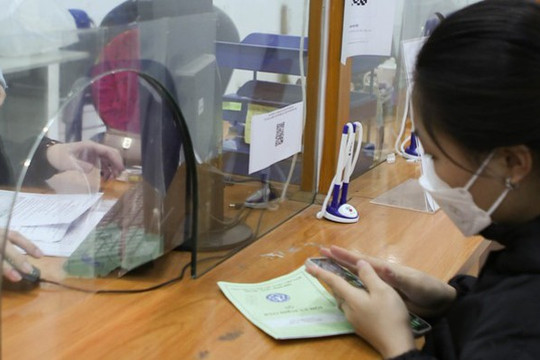 Ký 2 hợp đồng lao động, đóng BHXH thế nào?