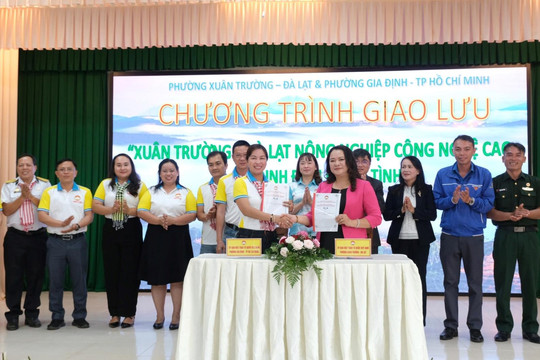 Trao đổi kinh nghiệm xây dựng nông thôn mới, đô thị văn minh