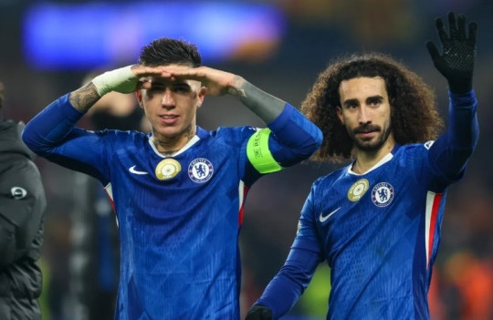 Khủng hoảng tại Chelsea: Án phạt Enzo Fernandez phơi bày sự rạn nứt nội bộ