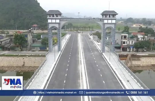 Cầu Tân Lang bắc qua sông Đáy: Công trình nghìn tỷ tích hợp tháp vọng cảnh độc đáo