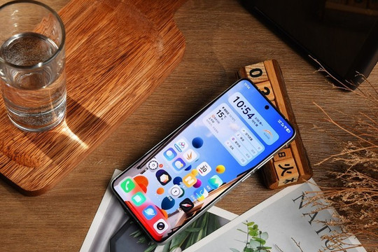 vivo công bố chi phí sửa chữa X300 Ultra: Thay màn hình từ 5 triệu đồng