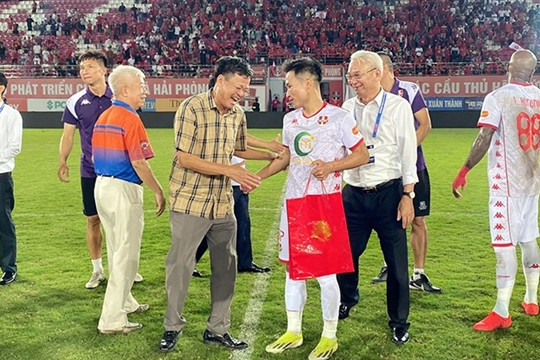 Vòng 17 V-League 2025/26: Hải Phòng nhận thưởng tỷ đồng, Công an Hà Nội bứt phá ngôi vương