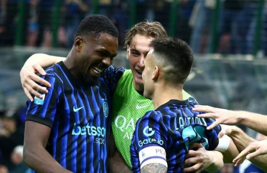 Inter Milan đè bẹp Roma 5-2: Lời khẳng định đanh thép của nhà vô địch
