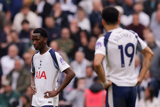 Tottenham đối mặt thảm họa xuống hạng: Thống kê chỉ ra cơ hội sống sót cuối cùng tại Ngoại hạng Anh