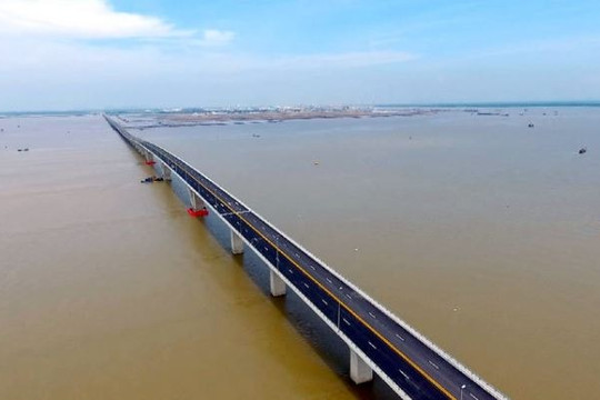 Cầu vượt biển Tân Vũ - Lạch Huyện: Dấu ấn hạ tầng 12.000 tỷ đồng tại TP.Hải Phòng