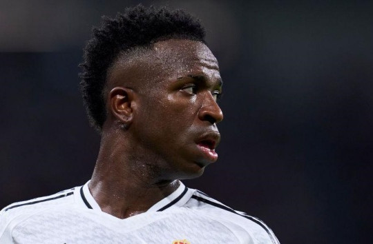 Real Madrid sẵn sàng bán Vinicius Junior, Manchester United săn đón Amadou Onana