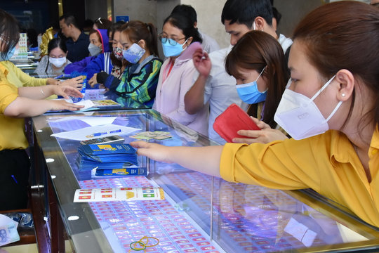 Giá vàng hôm nay chiều 7/4/2026: Bảng giá vàng hôm nay trong nước và vàng thế giới cuối phiên thứ Ba