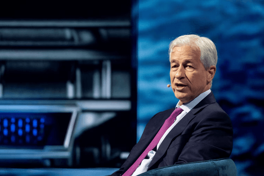 CEO JPMorgan Chase cảnh báo lạm phát và lãi suất tăng do xung đột Mỹ - Iran