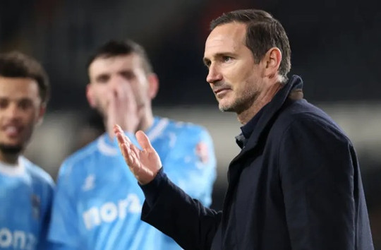 Coventry của Frank Lampard sát cửa thăng hạng và cuộc đua nghẹt thở tại Championship