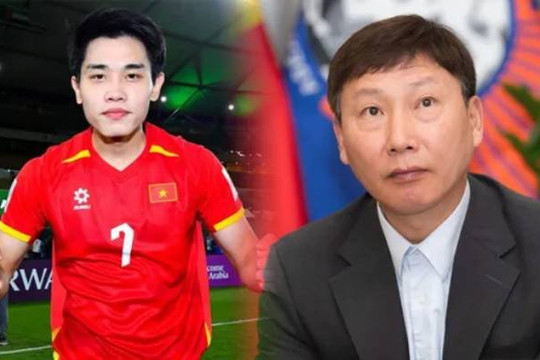 HLV Kim Sang-sik tính toán chiến lược mới: Đưa Đình Bắc dự ASIAD 20