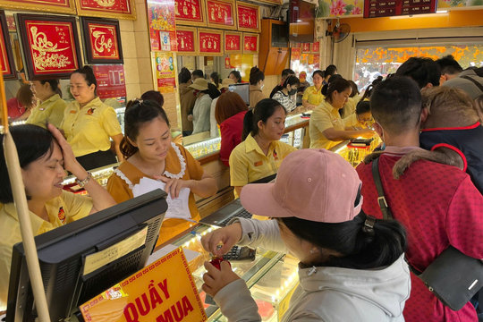 Cập nhật giá vàng hôm nay trưa 8/4/2026: Giá vàng SJC, giá vàng 24k 9999, giá vàng nhẫn, vàng thế giới
