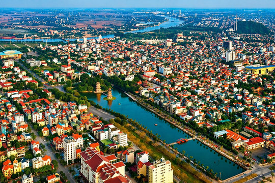 Ninh Bình quy hoạch sân bay và cảng biển hướng tới thành phố trực thuộc Trung ương