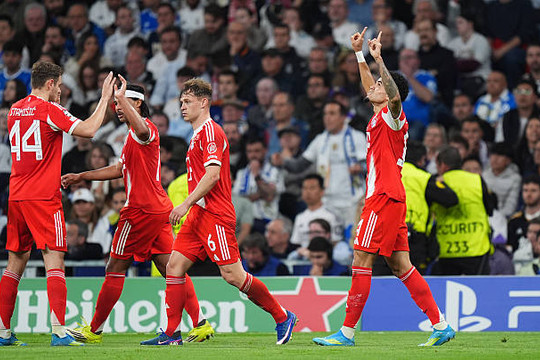 Bayern Munich hạ Real Madrid 2-1 ngay tại Bernabeu: Khi triết lý tấn công lên ngôi