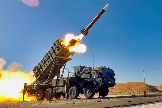 Saudi Arabia thiệt hại hơn 10 tỷ USD và nguy cơ cạn kiệt tên lửa Patriot