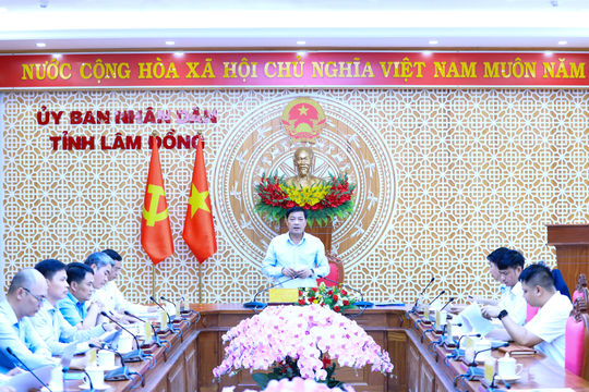 Lâm Đồng họp bàn tháo gỡ vướng mắc cho các dự án bô xít TKV