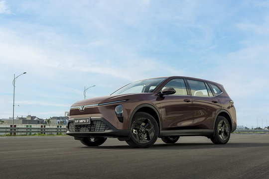 VinFast VF MPV 7: Xe gia đình 7 chỗ thực dụng với chi phí lăn bánh từ 750 triệu đồng