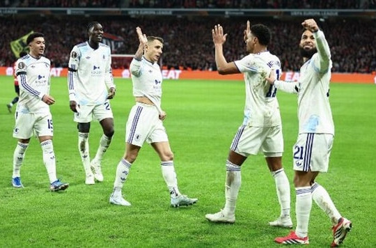 Aston Villa quyết đấu Bologna tại Europa League: Khi vinh quang giá trị hơn tiền thưởng
