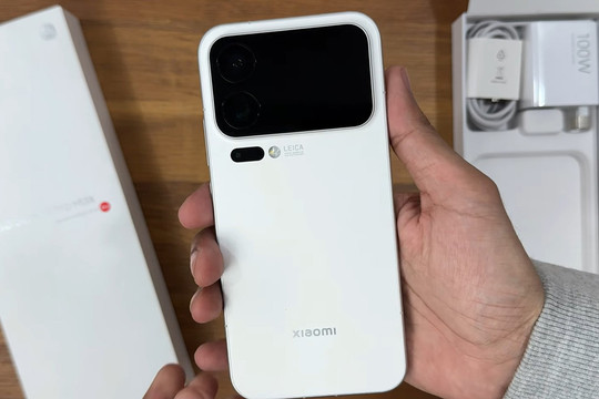 Xiaomi 18 Pro lộ diện với cảm biến SmartSens 200MP và công nghệ LOFIC HDR 3.0