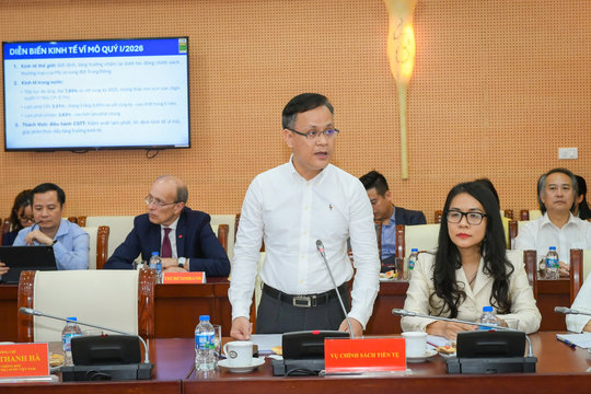 Các ngân hàng đồng thuận giảm lãi suất sau cuộc họp với Thống đốc Ngân hàng Nhà nước