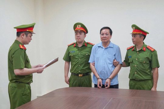 Khởi tố giám đốc và hiệu trưởng chiếm đoạt tiền trợ cấp người yếu thế tại Phú Thọ