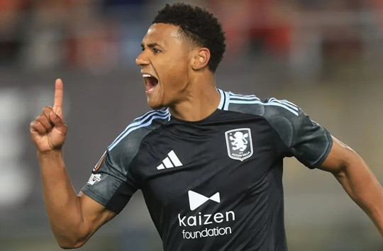 Ollie Watkins lập cú đúp rực sáng: Lời giải cho bài toán dự phòng Harry Kane của Thomas Tuchel