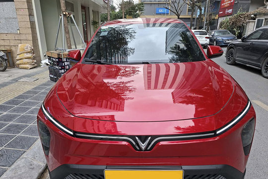Limo Green: Mẫu xe điện 7 chỗ tối ưu công năng cho gia đình và kinh doanh dịch vụ
