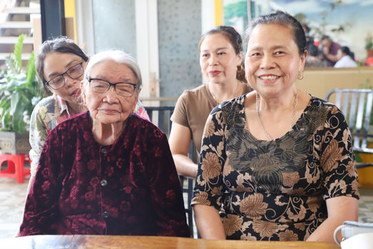 Bí quyết trường thọ của những “người sống qua 2 thế kỷ”