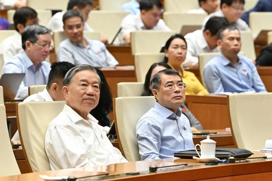 Đầu tư hệ thống kho bãi quy mô lớn, nâng mức dự trữ xăng dầu lên 90 ngày sử dụng