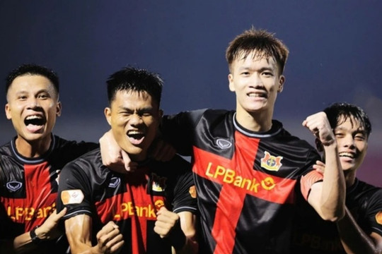 Ninh Bình quyết đấu TP.HCM tại Vòng 18 V.League: Cơ hội bứt phá khi chủ nhà khủng hoảng nhân sự