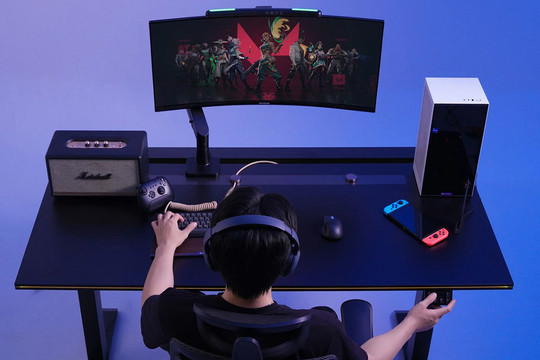 Giải mã HyperWork Atlas Elite: Mẫu bàn nâng hạ All-in-one chuyên biệt cho giới setup tại Việt Nam