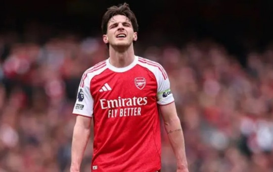 Arsenal thua sốc Bournemouth: Bóng ma hụt hơi đe dọa giấc mơ vô địch