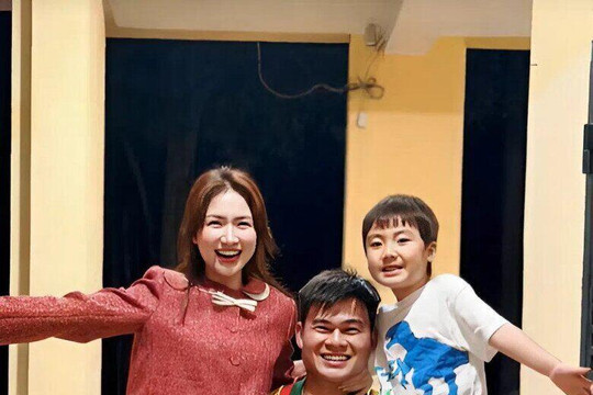 Hòa Minzy dự định về Bắc Ninh bán vải phụ giúp gia đình chồng sắp cưới